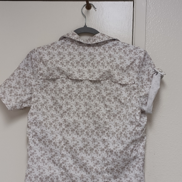 REI Women's Button Down Sahara Shirt - Picture 12 of 12